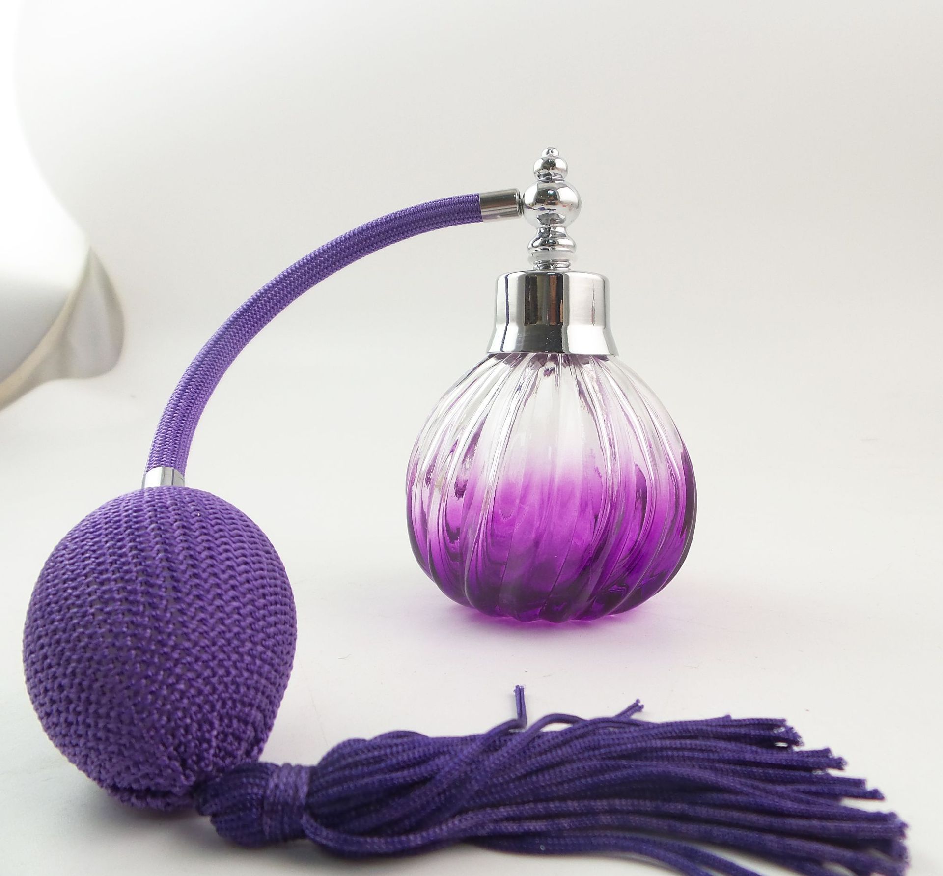 100ml Vintage Stylish Refillab - Vintage Collectible Perfume Bottles 评论和价格